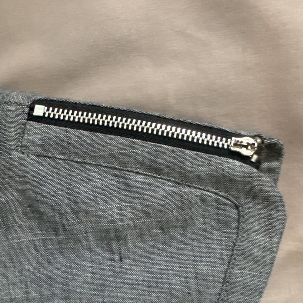 🔥 Cynthia Steffe Chambray Ruffle Dress Sz 10 Shoulder Zip Tiered - Picture 4 of 5